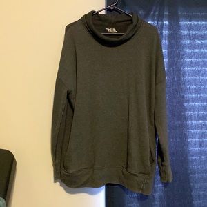 Super Comfy 16/18 Light Sweatshirt Oversized Neck Top only worn a few times!